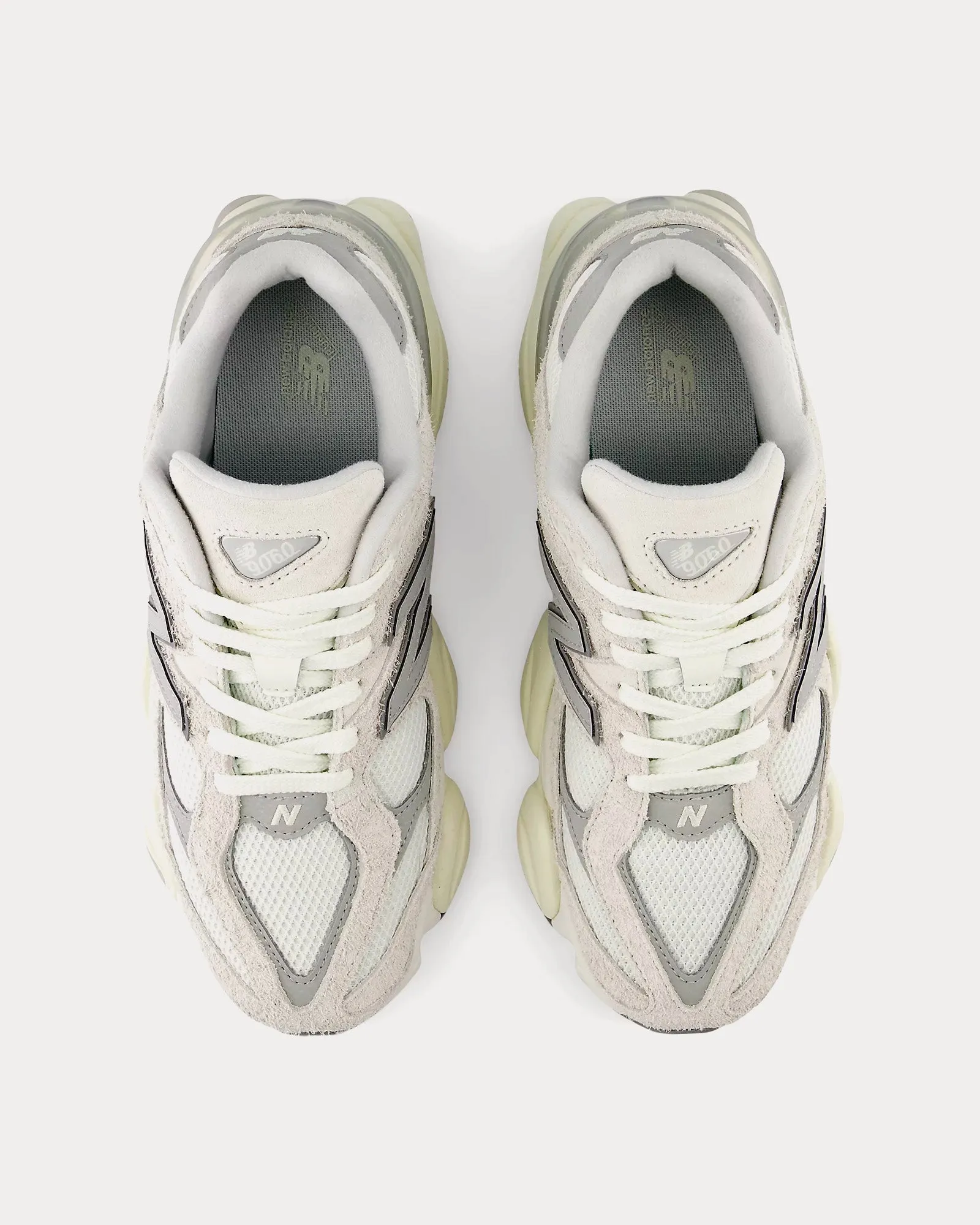 9060 Sea Salt / Rain Cloud / Moonbeam Low Top Sneakers