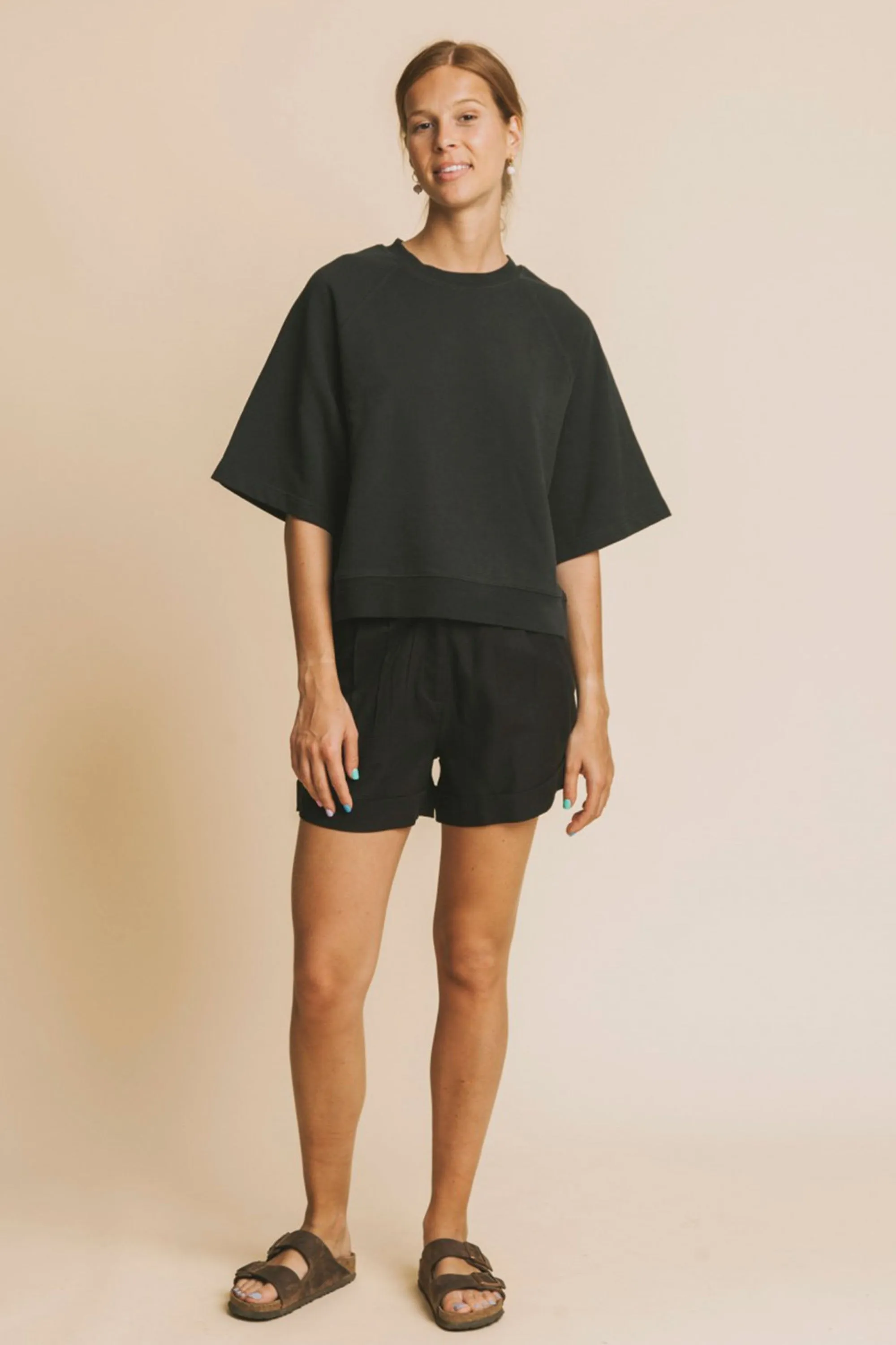 black mamma short