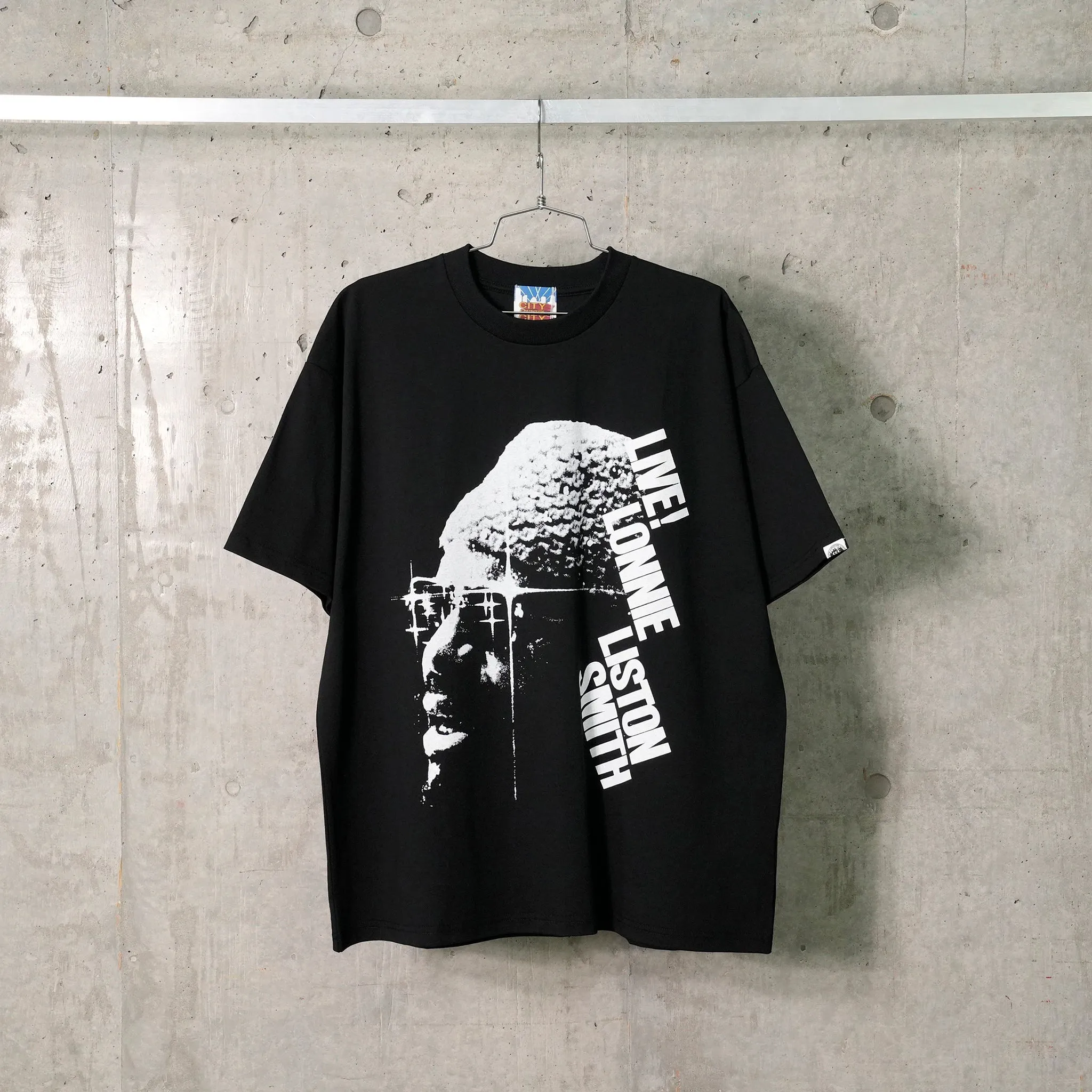CITY COUNTRY CITY x LONNIE LISTON SMITH_ COTTON T-SHIRT_LIVE! / BLACK