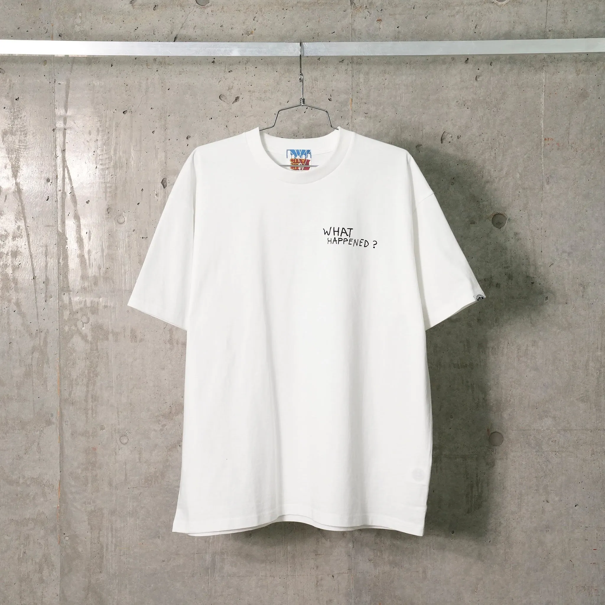 COTTON S/S T-SHIRT_WHAT HAPPEND? / WHITE