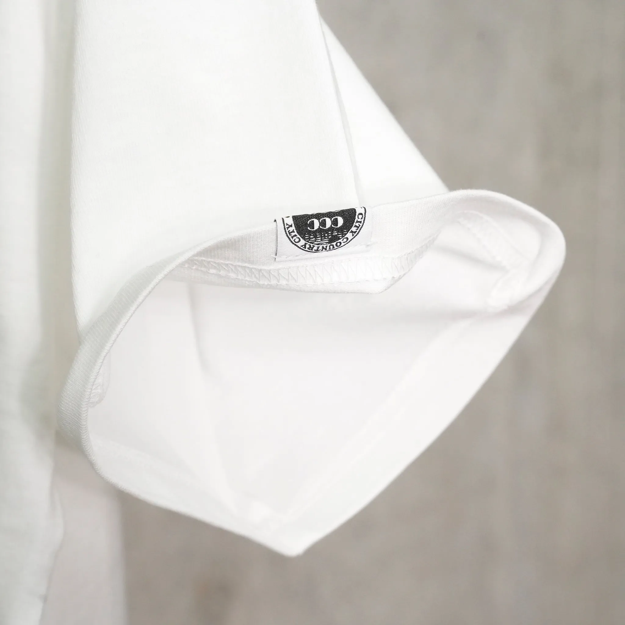 COTTON S/S T-SHIRT_WHAT HAPPEND? / WHITE