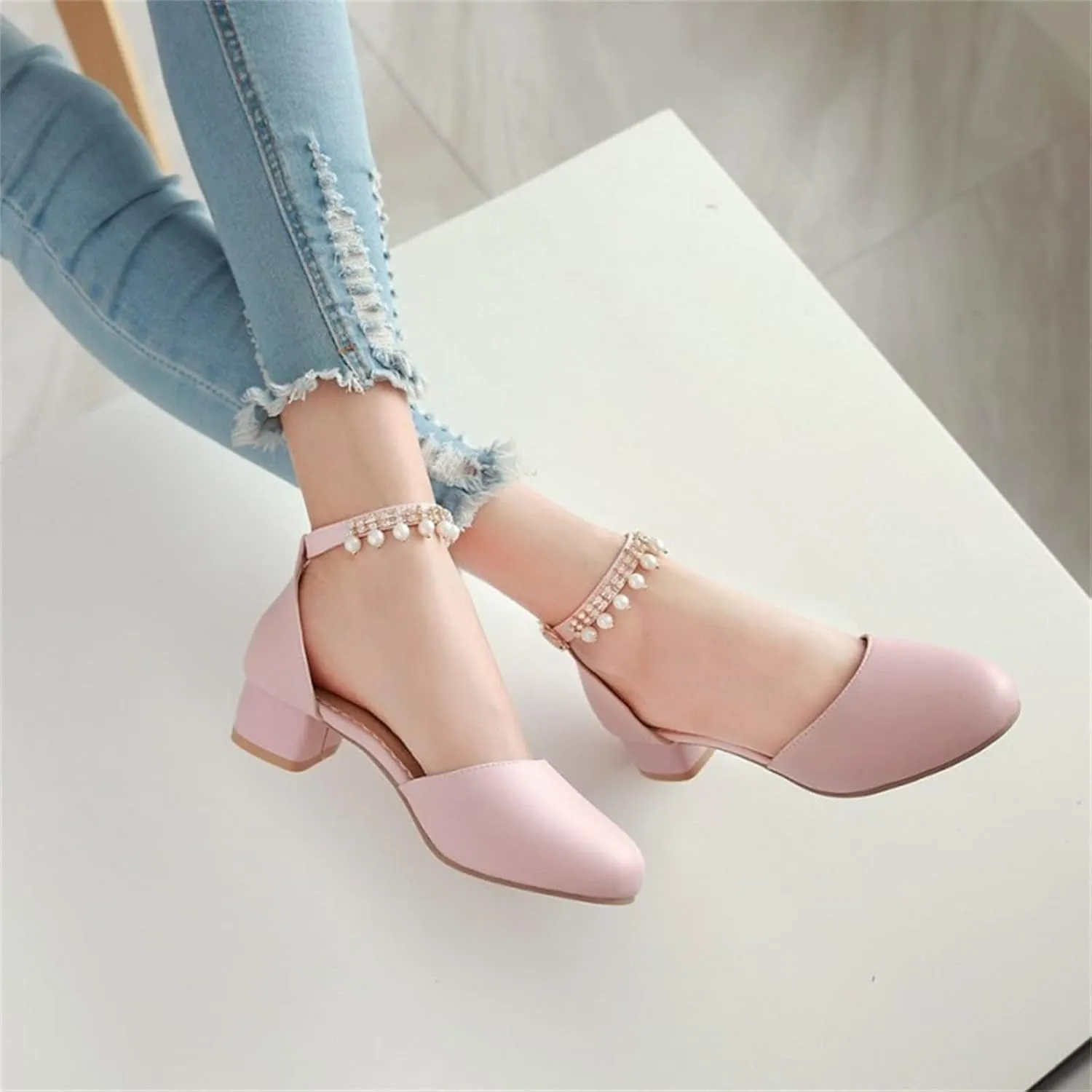 EnJoCho Girls Round Toe Shoes Girls Mary Jane Dress Shoes Pumps Low Heels Flower Party High School Prom Sandals Grils