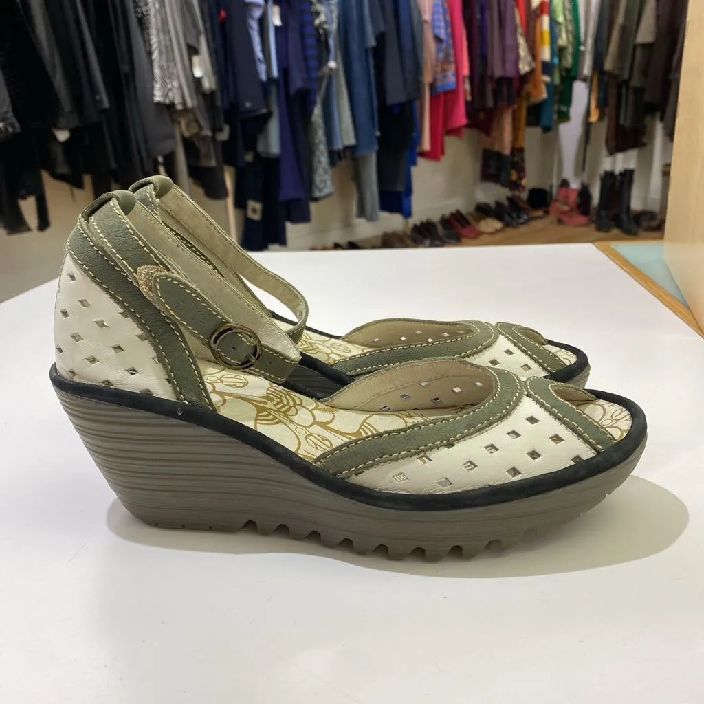 Fly London wedge sandals 38