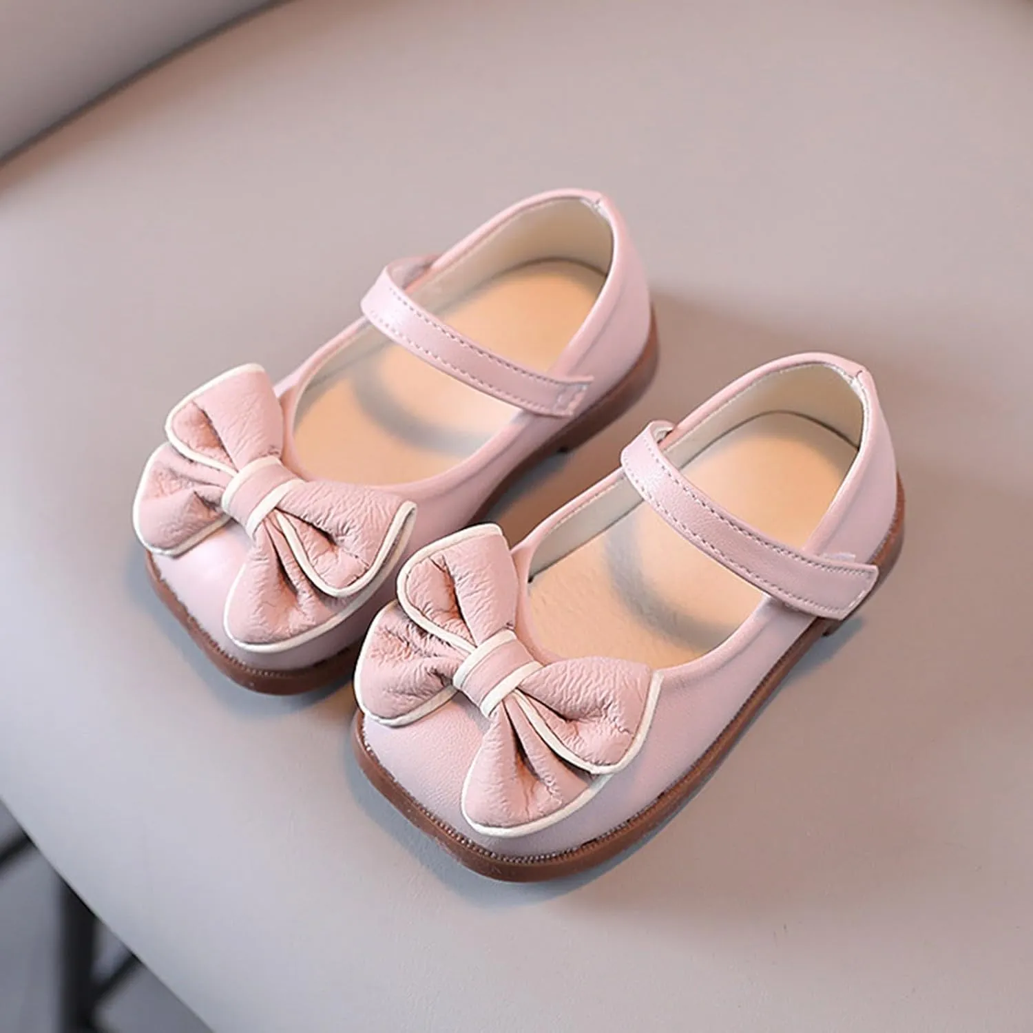 Girls Flat Sandals with Adjustable Ankle Strap Girls Sandals Children Shoes Bow Hook Loop Shoes Dance Adjustable Sporty Slides for The Beach and Pool