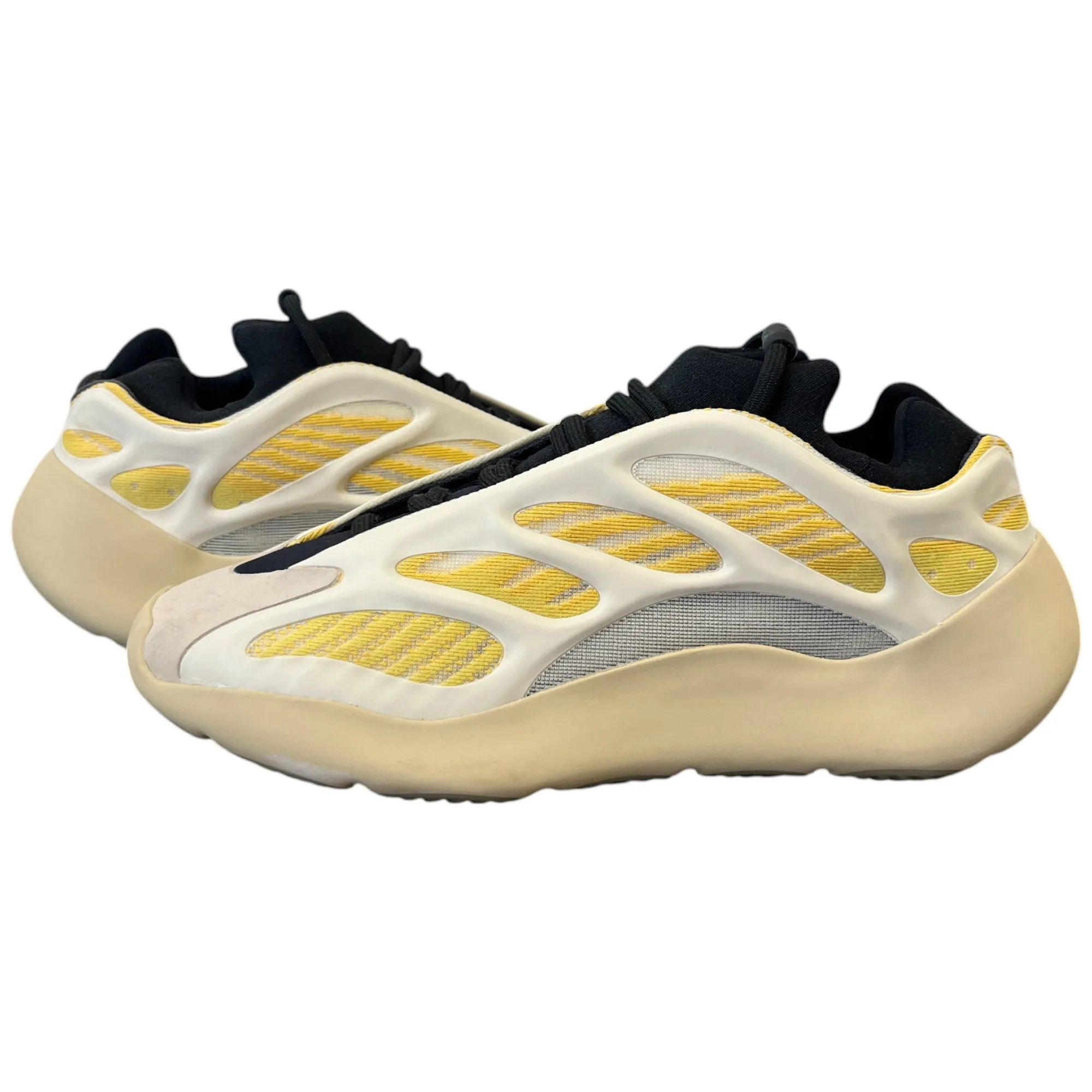 Men's 700 Safflower Low Trainers Cream Size EU 40 / UK 6