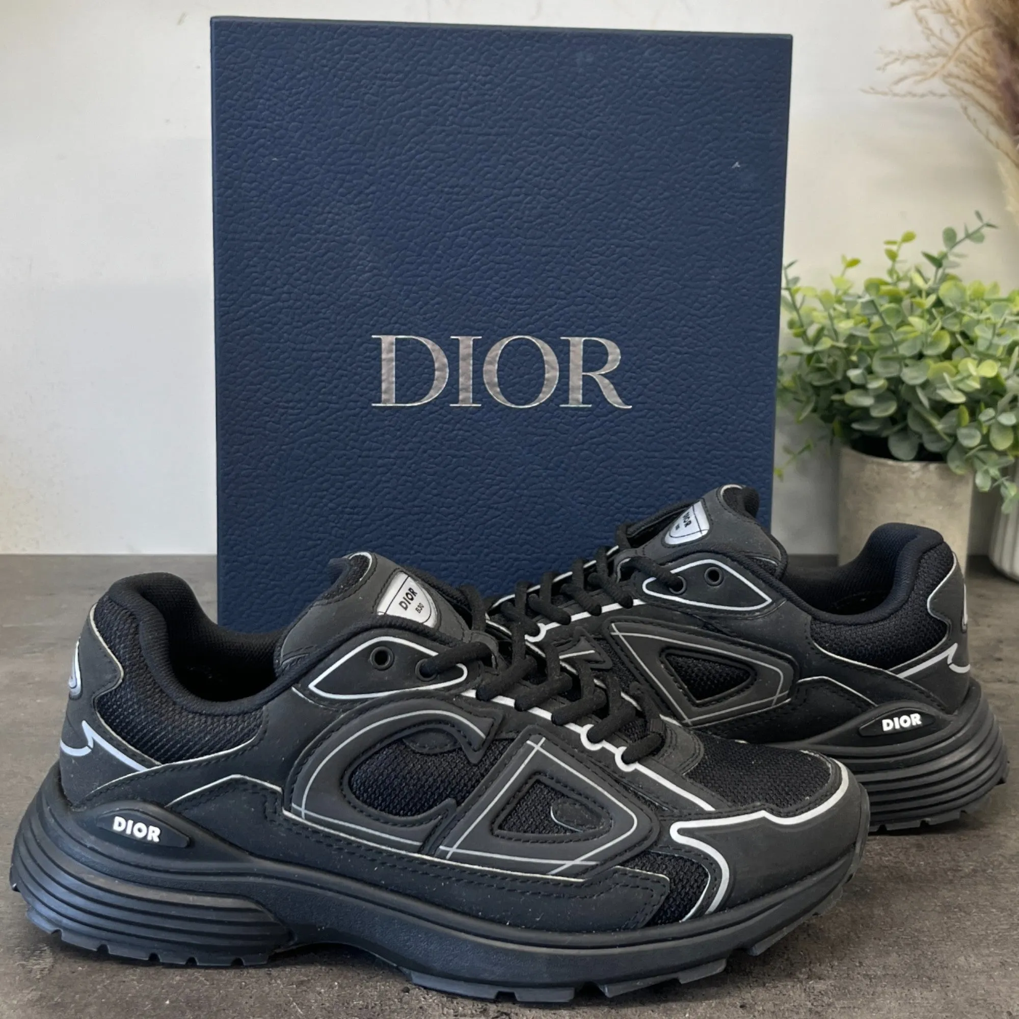Men's B30 Low Trainers Black Size EU 40 / UK 6