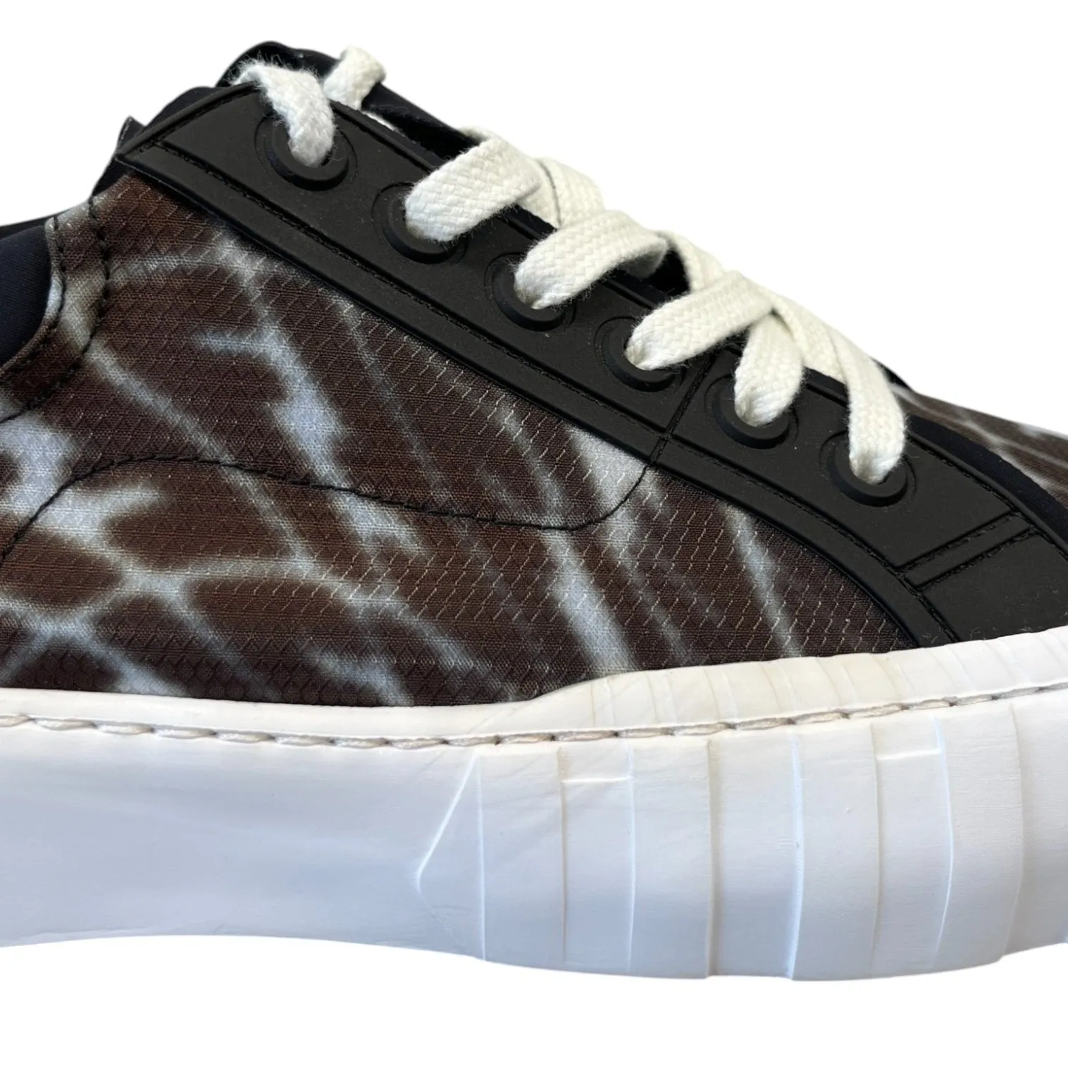 Men's Ff Vertigo Logo Low Trainers Black Size EU 42 / UK 8