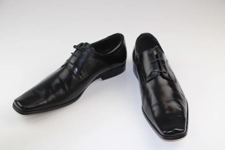 Mens Zasel Latsion Shoes Black