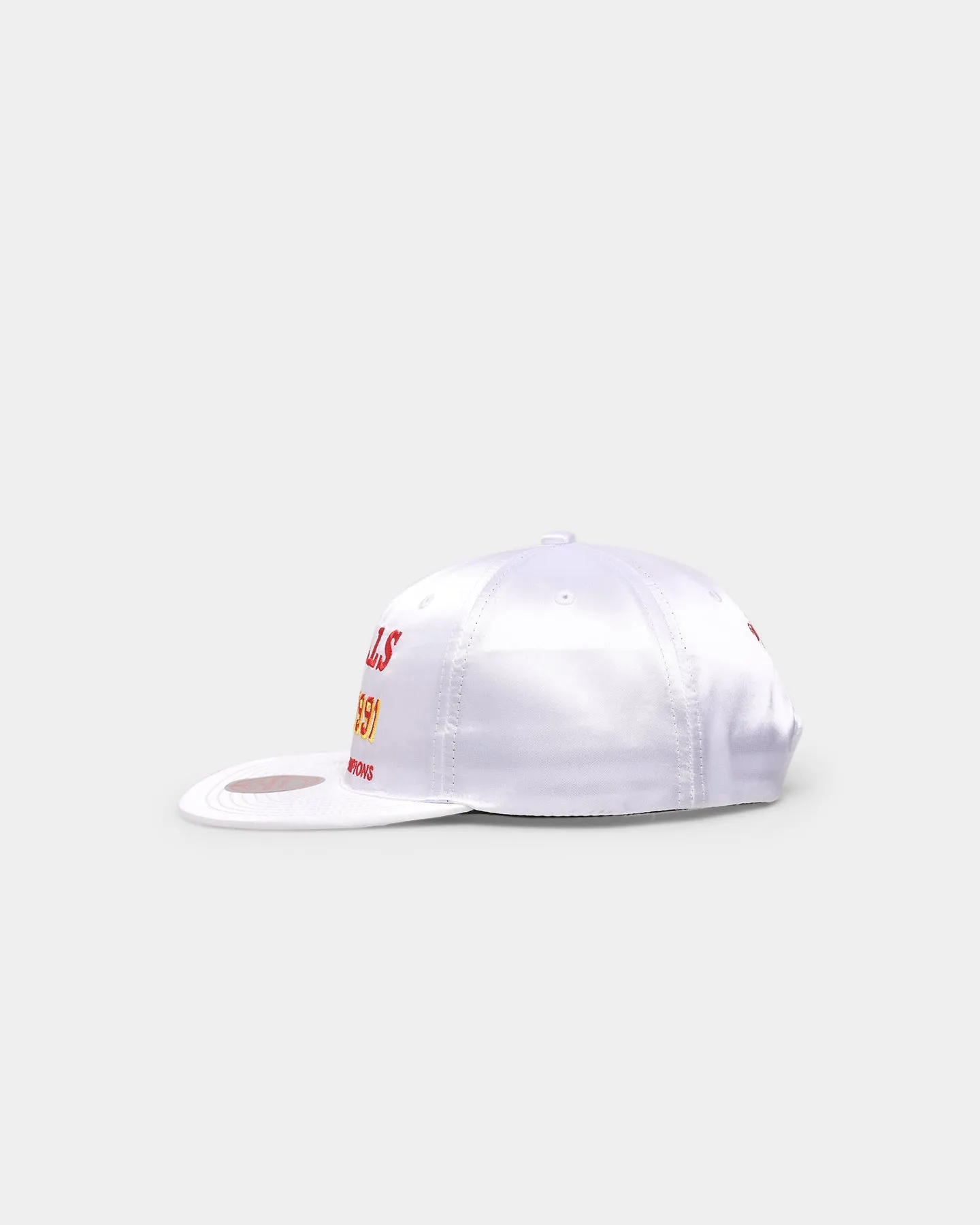 Mitchell & Ness Chicago Bulls '1991 Champions' Deadstock Snapback White