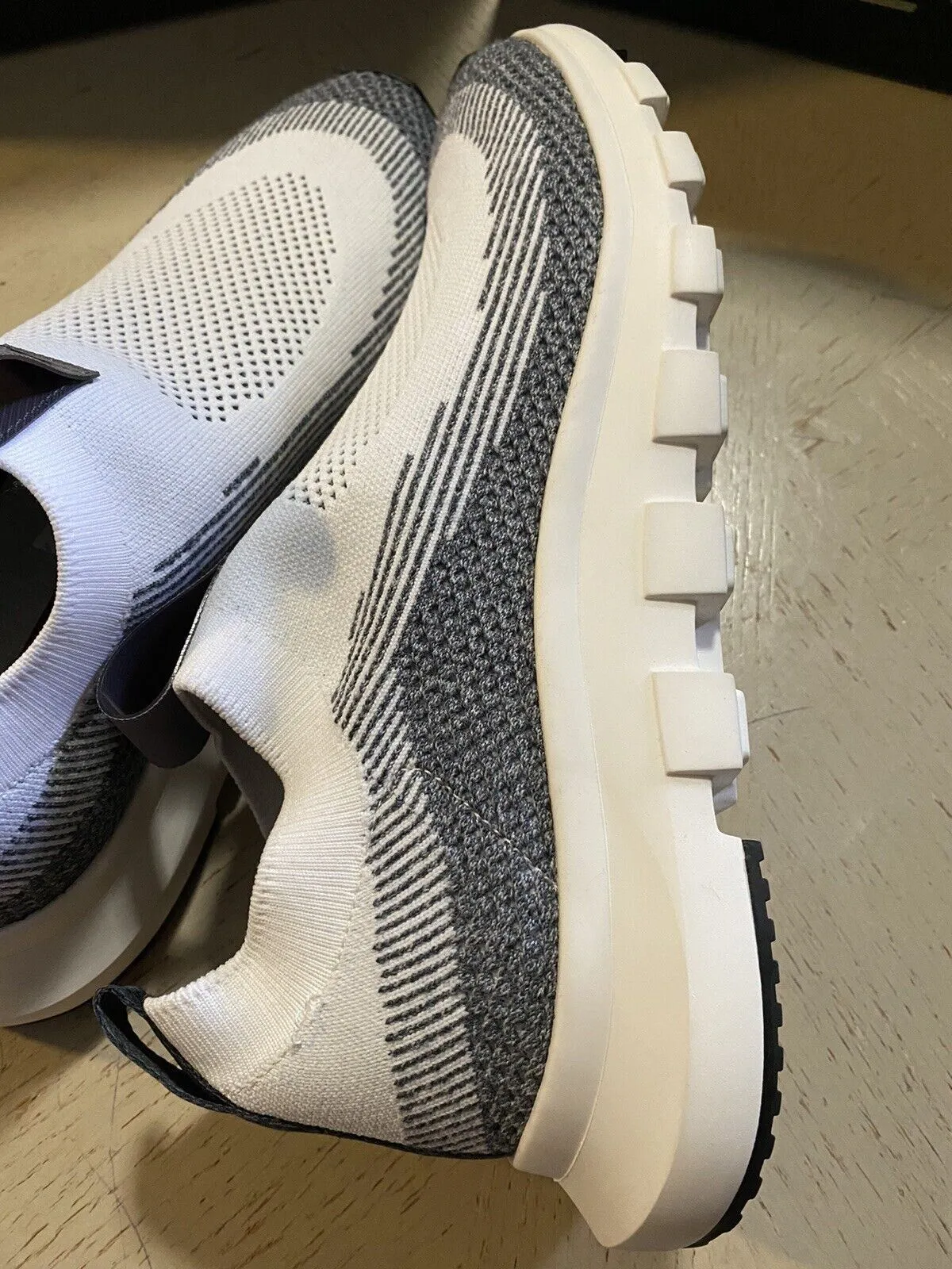 New $495 Z Zegna Men Sock Runners  Sneakers Shoes White/Gray 11.5 US/44.5 Eu