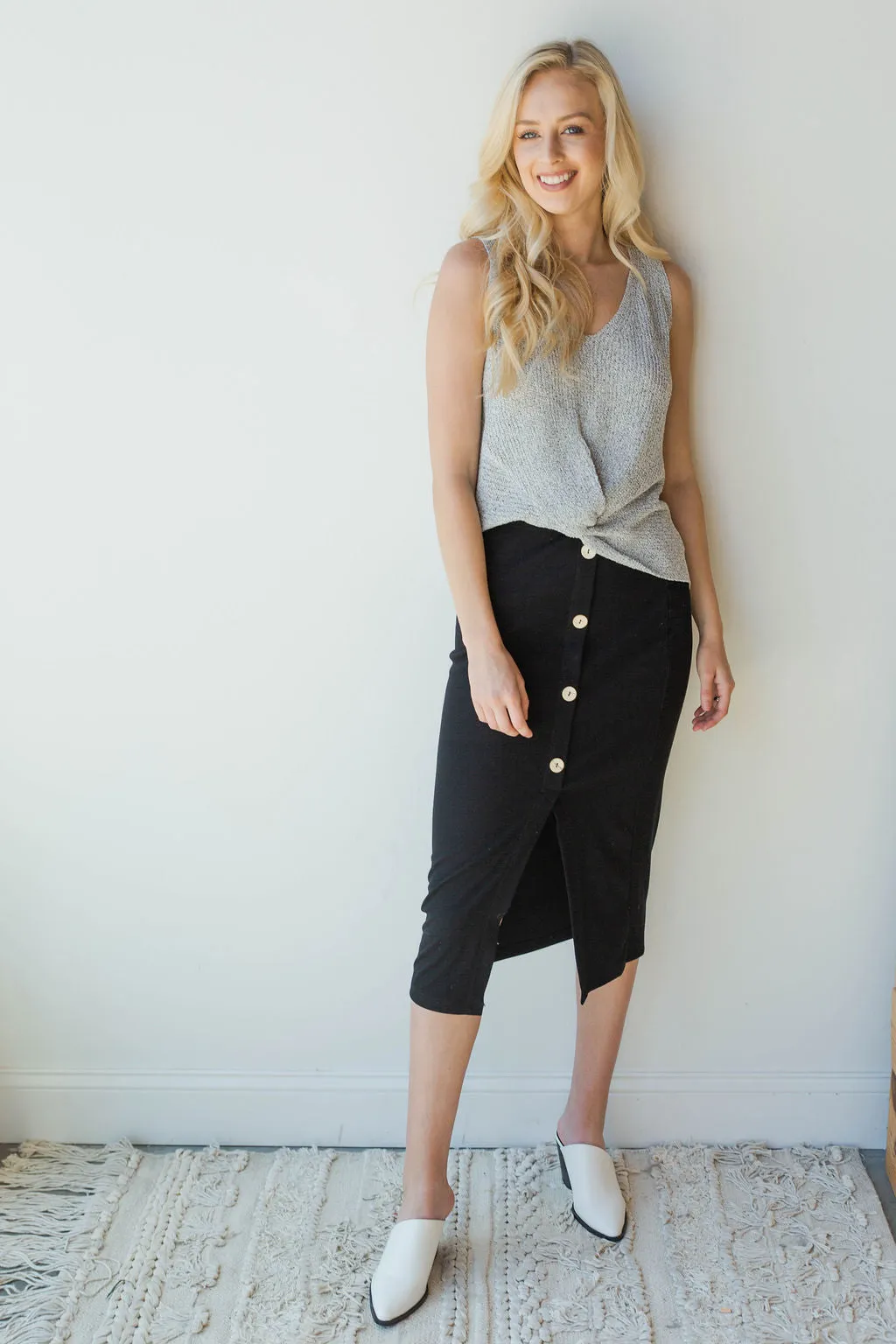 ribbed fitted midi skirt