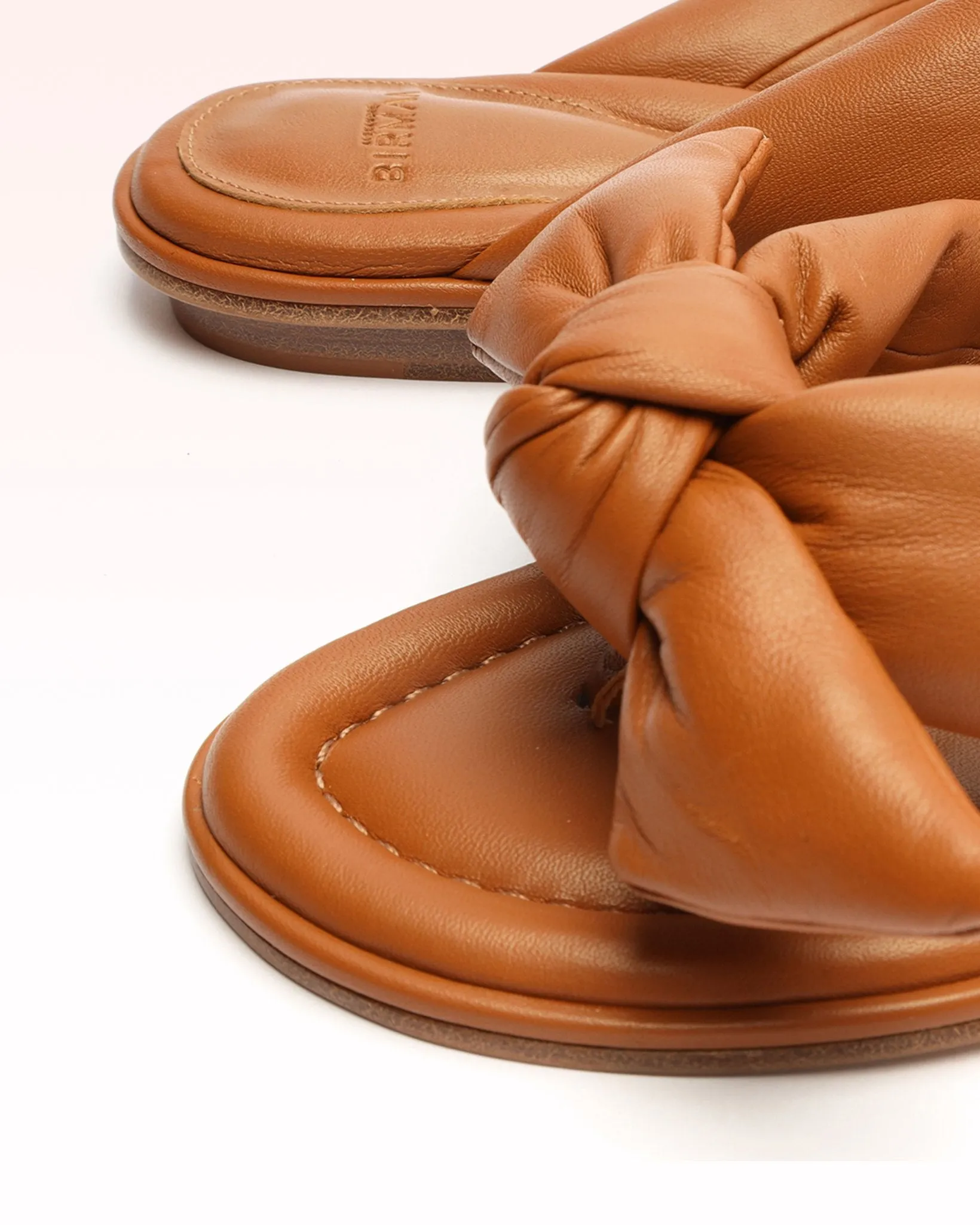Soft Clarita Cuoio Flat