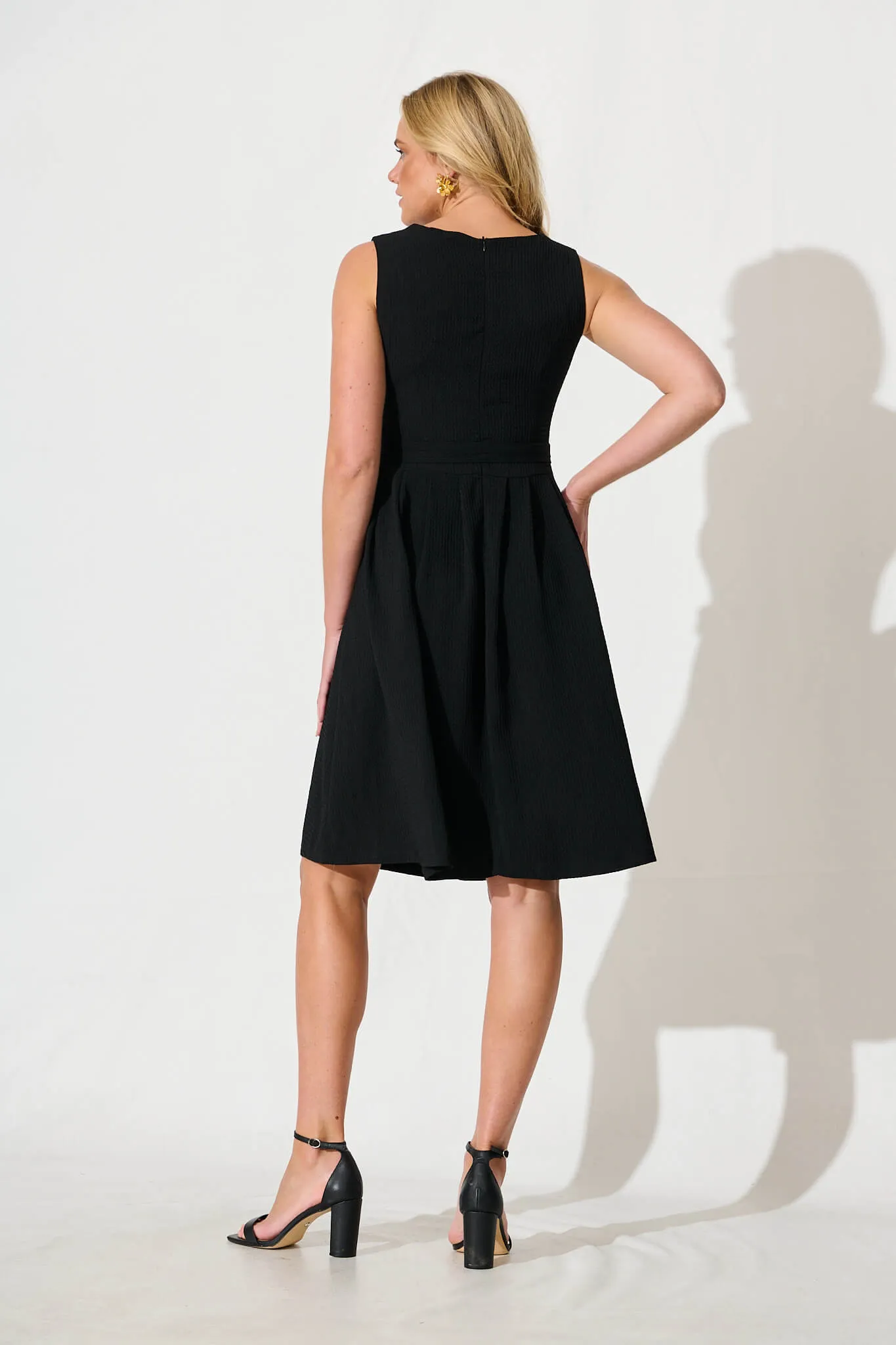 Textured Black Dress - Jardina Style