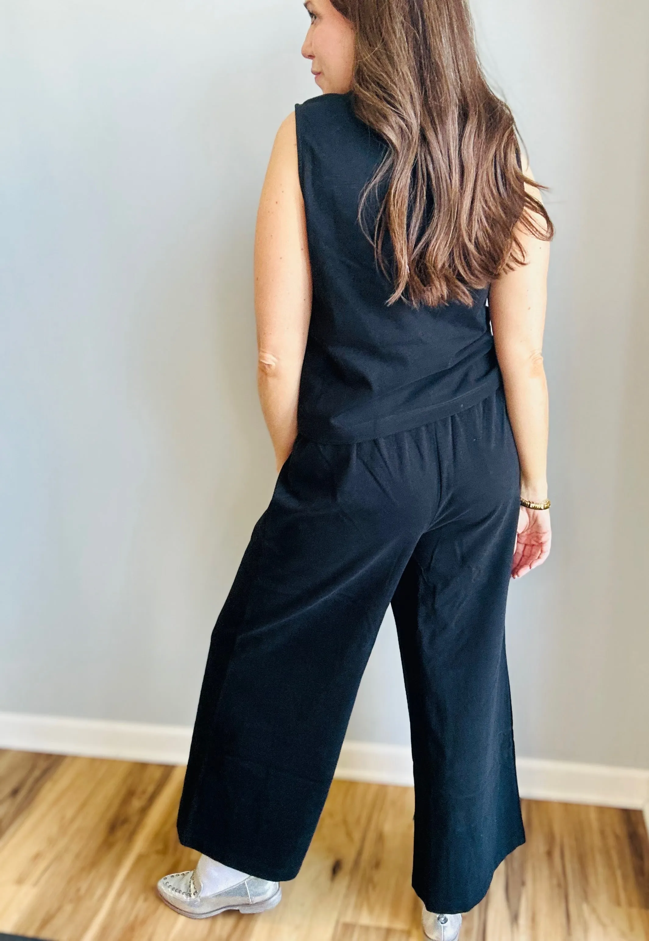 The Essential Wide-Leg Pull-On Pants